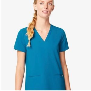 Figs Casma Alps Blue Pocket Scrub Top-Small
